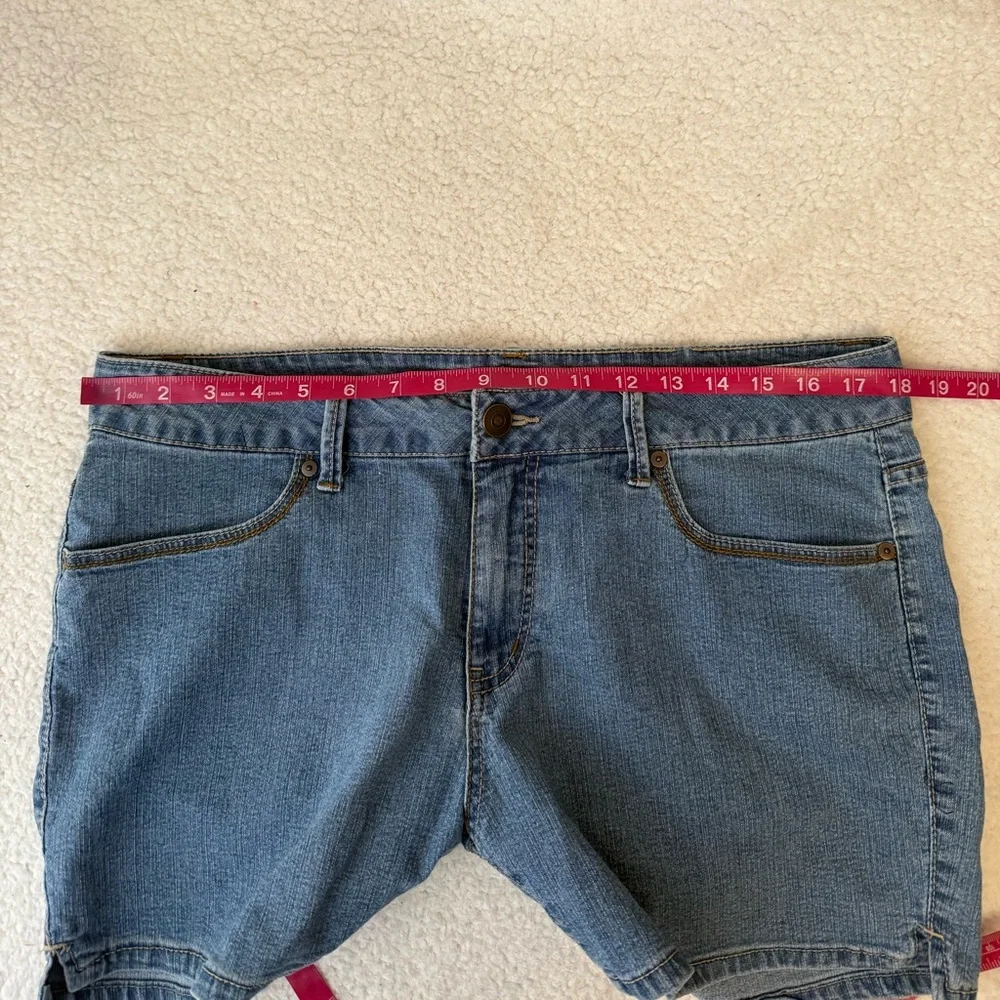 Faded Glory denim shorts 14
